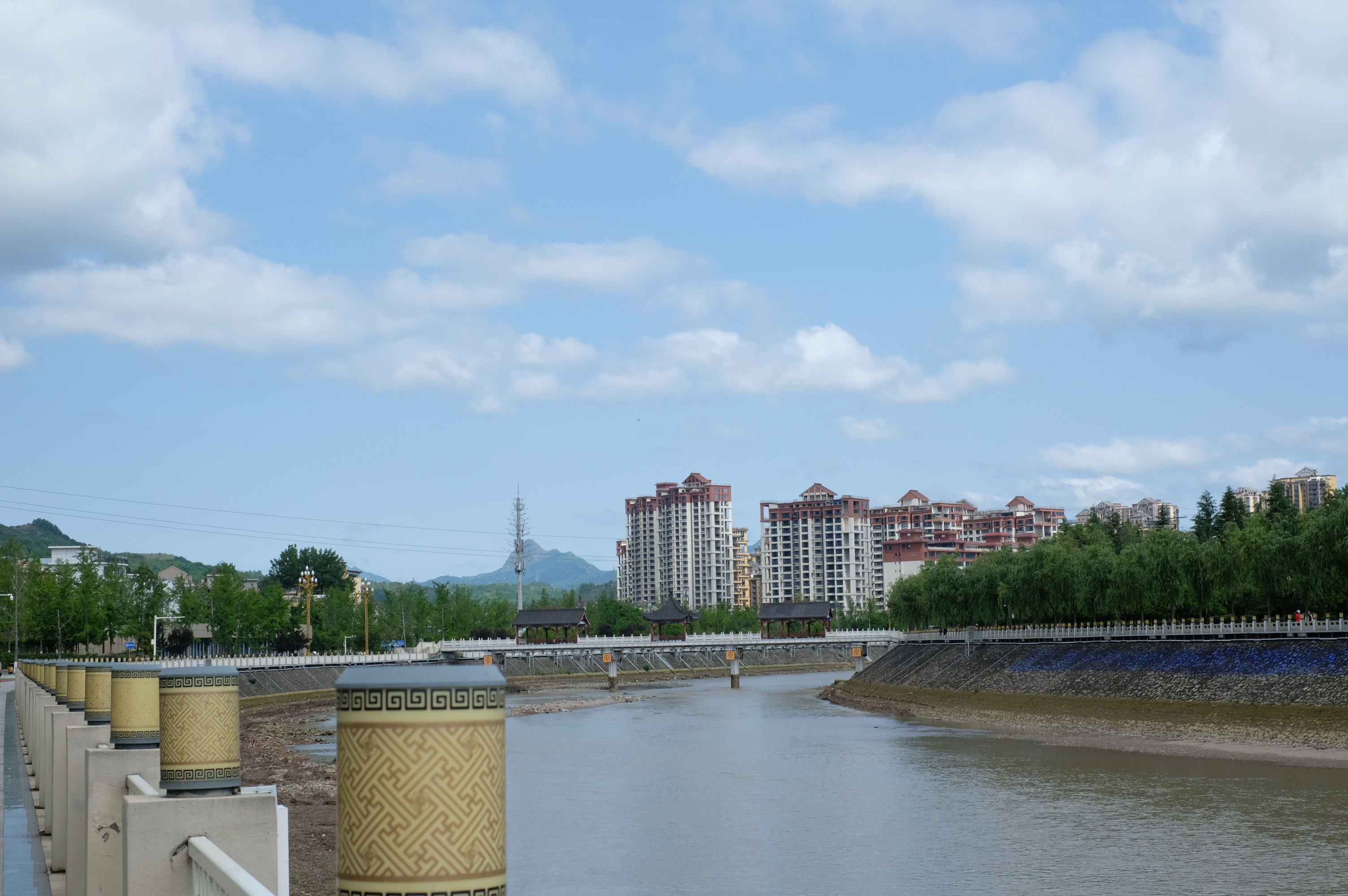 影像商州雨后鹤城如画